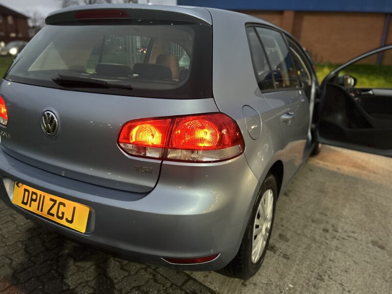 VW GOLF 1.2 petrol AUTOMATIC