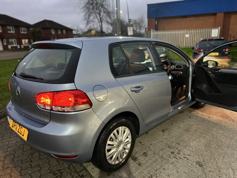 VW GOLF 1.2 petrol AUTOMATIC