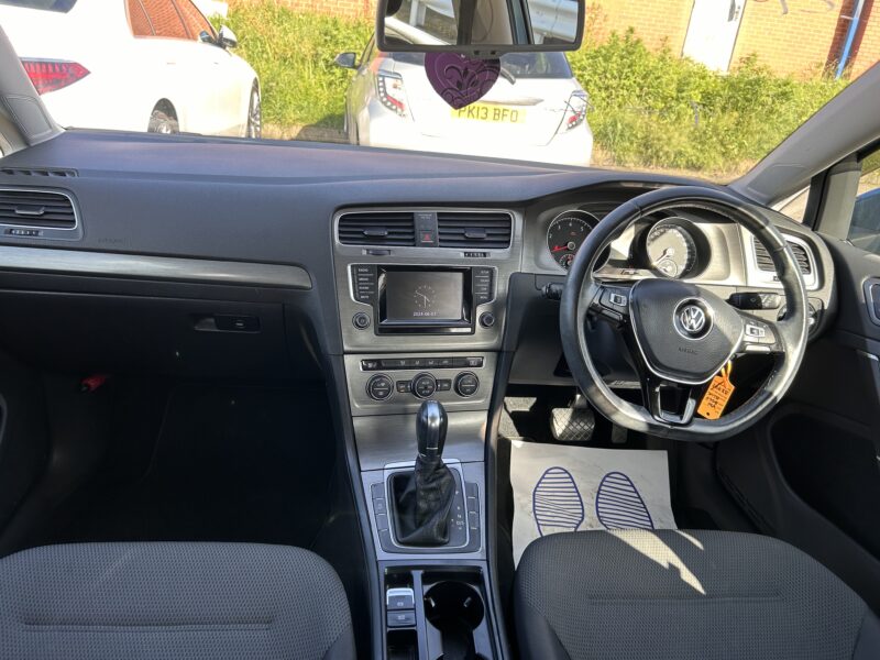 VW Golf 2013 1.2 petrol automatic hatchback nice&clean