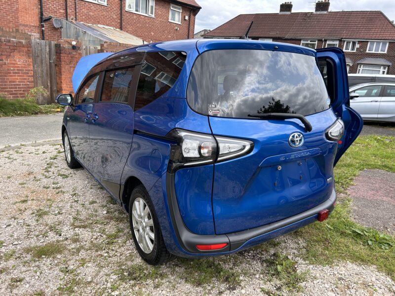 Toyota sienta blue 2020 Mpv 7 seats