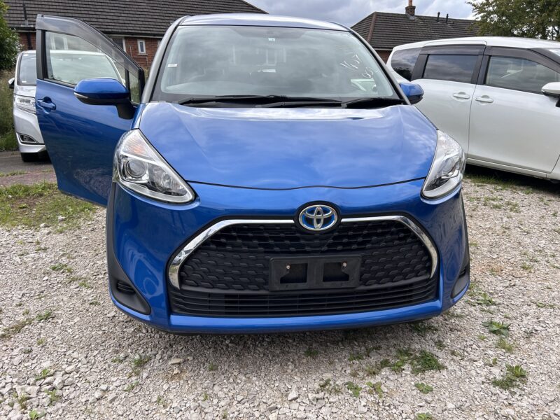 Toyota sienta blue 2020 Mpv 7 seats