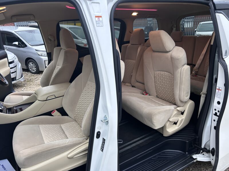 Hybrid Alphard 8 seats