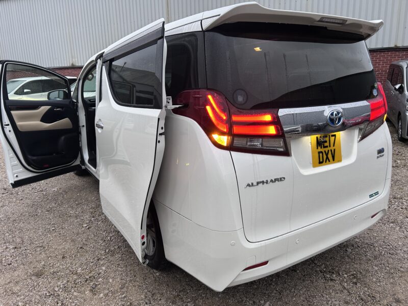 Hybrid Alphard 8 seats