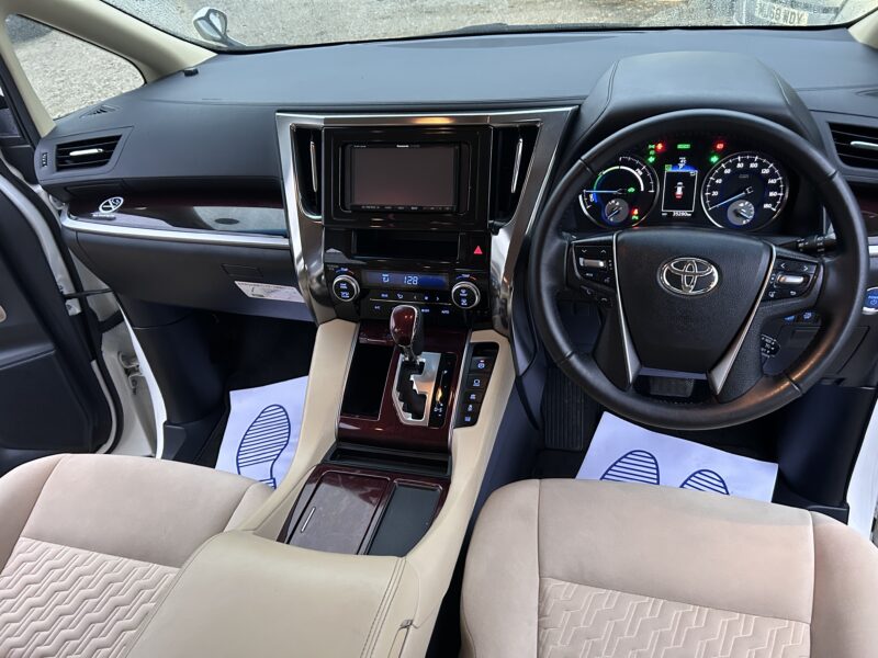 Hybrid Alphard 8 seats
