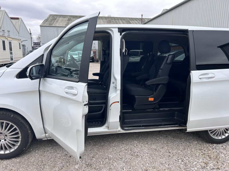MERCEDES V220d 7 seats desil