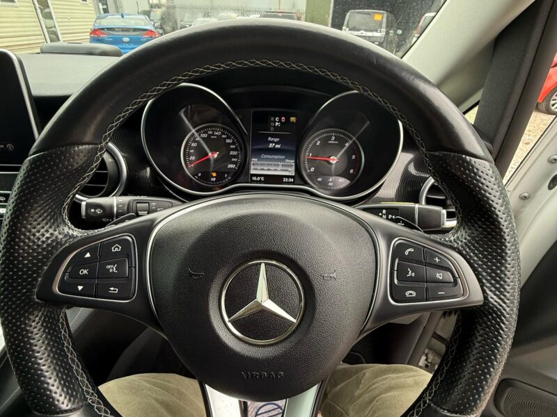 MERCEDES V220d 7 seats desil
