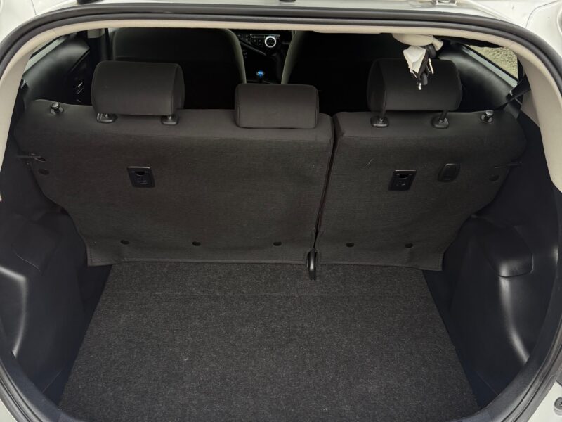 2019 toyota aqua hybrid