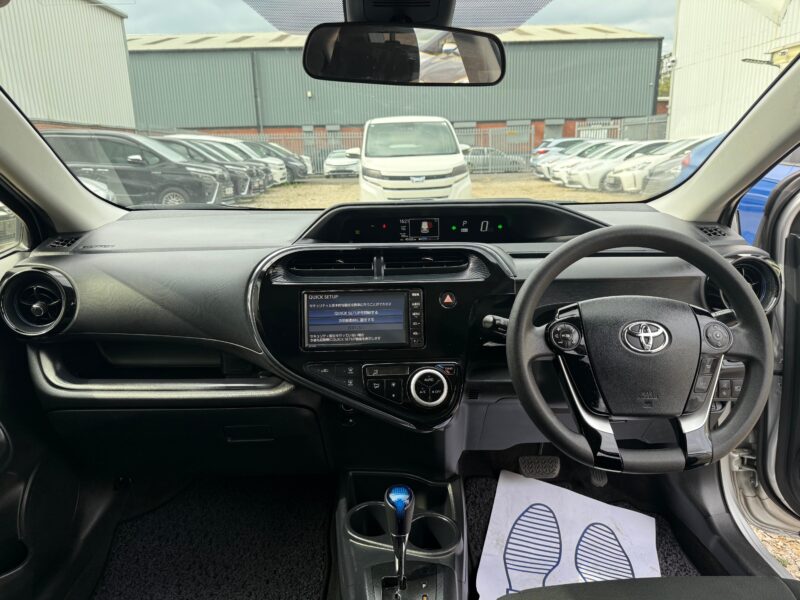2019 toyota aqua hybrid