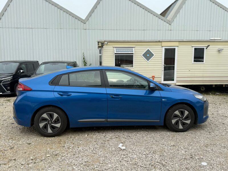 Hyundai ionic hybrid 2017