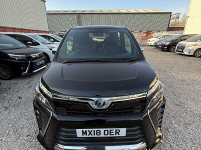 MX18 OER voxy hybrid 7 seat facelift