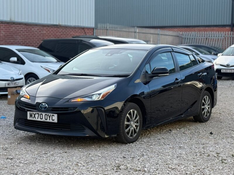 Toyota Prius 2018 Hybrid Automatic – Excellent Condition – Manchester Cars