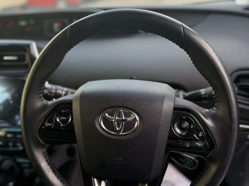 Toyota Prius 2018 Hybrid Automatic – Excellent Condition – Manchester Cars