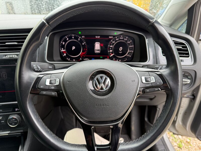2020 Volkswagen Golf Estate 1.2 TSI Automatic – 43,000 miles