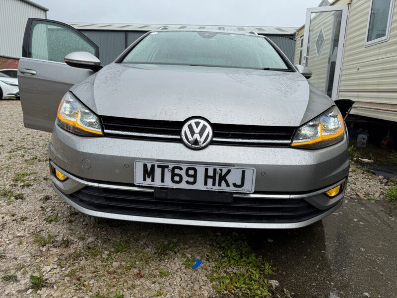 2020 Volkswagen Golf Estate 1.2 TSI Automatic – 43,000 miles
