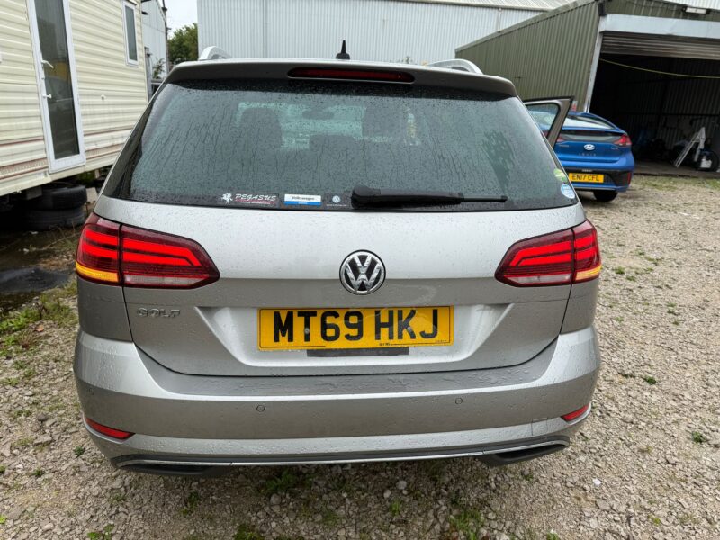 2020 Volkswagen Golf Estate 1.2 TSI Automatic – 43,000 miles