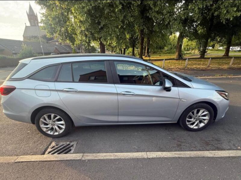 2019 Vauxhall Astra Estate Diesel Manual – ULEZ Free | £4995