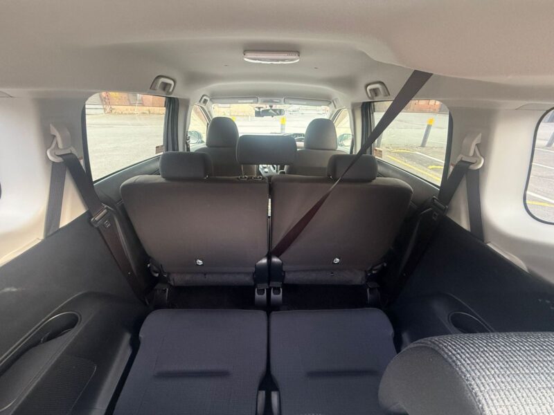 Toyota Sienta Hybrid 7 Seater | Uber XL Approved | Automatic | £9995