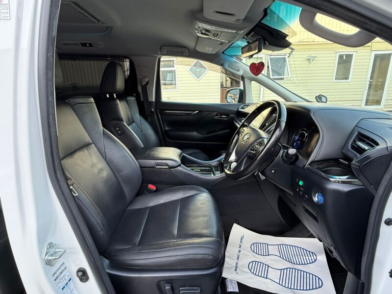 Toyota Alphard Hybrid Executive Lounge 2020 | For Sale in Manchester – HPI Clear, Finance Available
