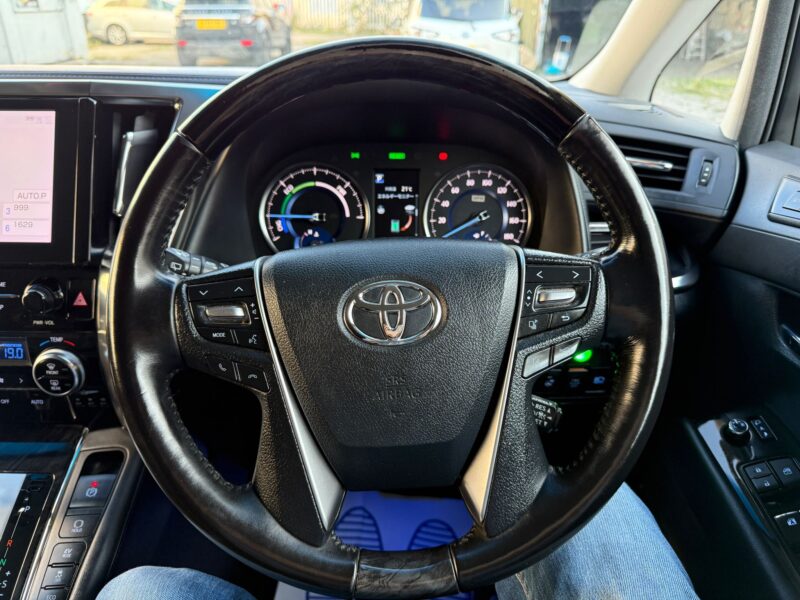 Toyota Alphard Hybrid Executive Lounge 2020 | For Sale in Manchester – HPI Clear, Finance Available