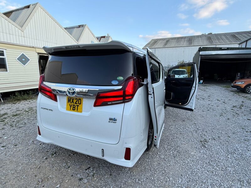 Toyota Alphard Hybrid Executive Lounge 2020 | For Sale in Manchester – HPI Clear, Finance Available