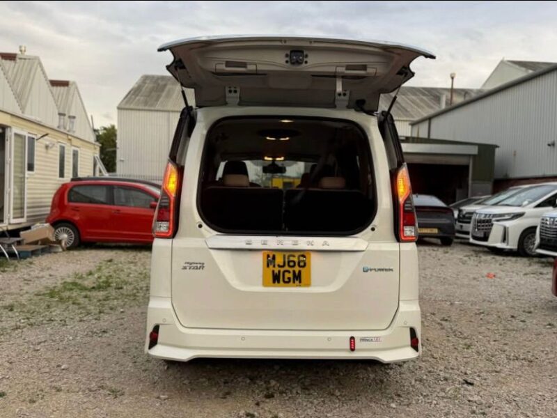 2019 Nissan Serena Hybrid | 7 Seater Auto | HPI | Finance | Manchester