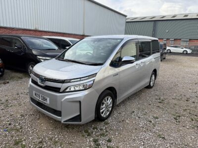 Toyota Voxy 2019 Model Year – Spacious 7 Seater Hybrid for Sale in Manchester, ULEZ Compliant, Euro 6, Ready to Drive Away