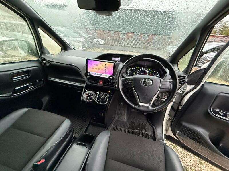 Toyota Noah 2019 WXB Luxury Edition – 7 Seater MPV | Low Mileage | Finance & Warranty Available | Manchester