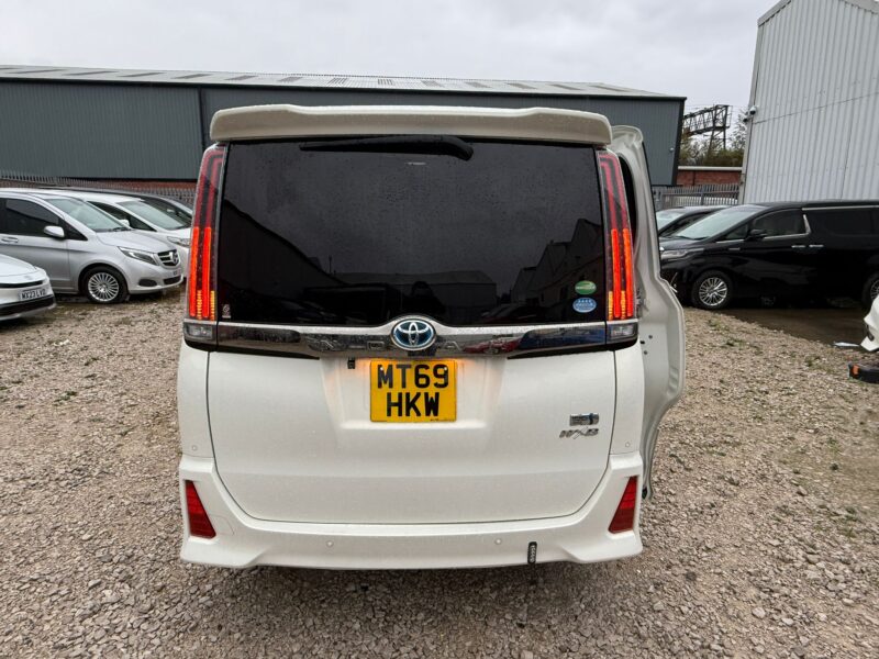 Toyota Noah 2019 WXB Luxury Edition – 7 Seater MPV | Low Mileage | Finance & Warranty Available | Manchester