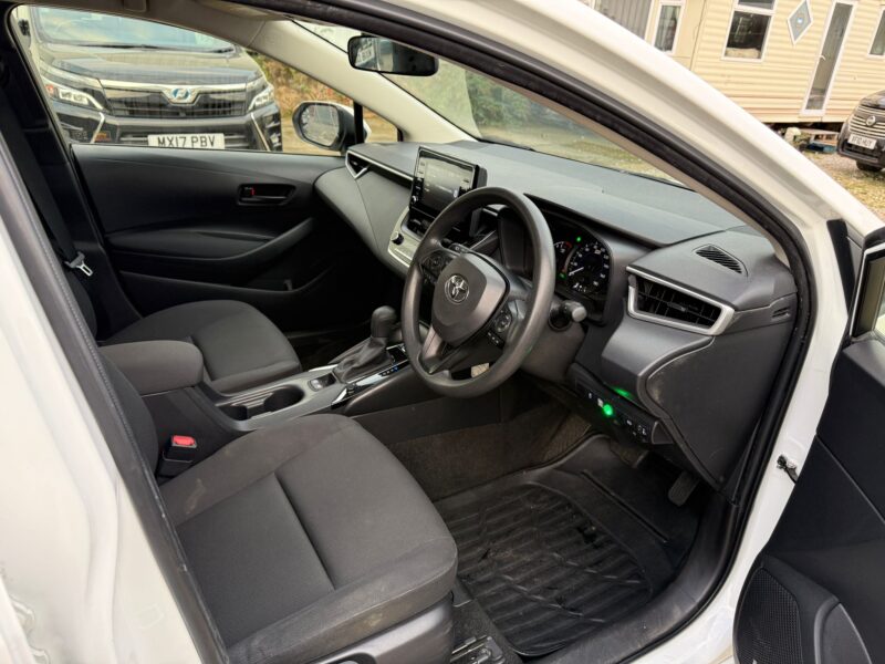 Toyota Corolla 1.8 Hybrid Estate 2020 – Automatic | ULEZ Free | Manchester | 6M Warranty