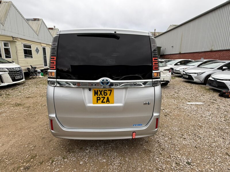 2017 Toyota Voxy Hybrid ULEZ Free 7-Seater MPV for Sale Manchester UK