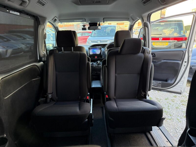 2020 Toyota Noah 1.8 Hybrid 7-Seater – ULEZ Free – Manchester – Finance & 6 Month Warranty