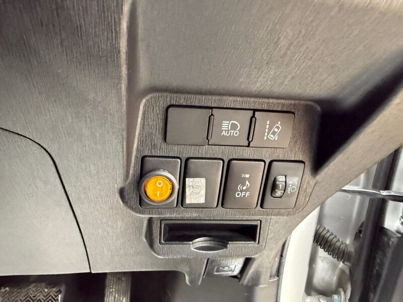 2019 Toyota Prius+ 1.8 Hybrid 7-Seater – ULEZ Free, Finance Available in Manchester