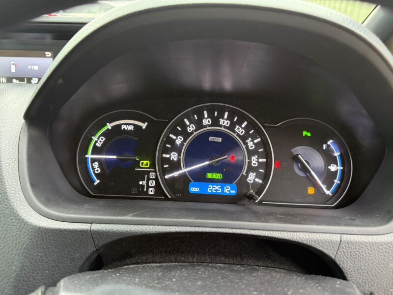 2022 Toyota Noah 1.8 Hybrid – 7-Seater MPV – ULEZ Free, Euro 6