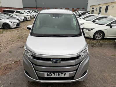 2022 Toyota Noah 1.8 Hybrid – 7-Seater MPV – ULEZ Free, Euro 6