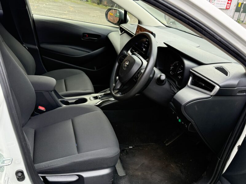 Used 2020 Toyota Corolla Hybrid 1.8 Saloon – Manchester – Finance Available