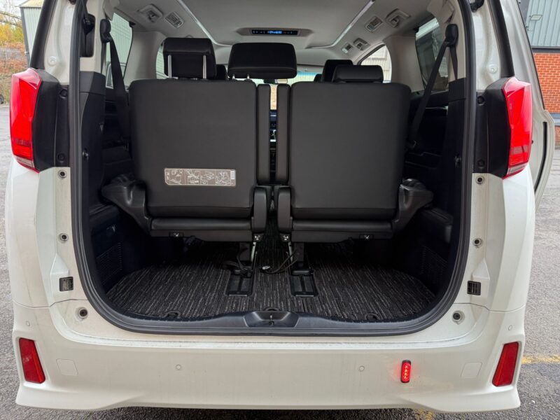 Used 2020 Toyota Alphard 2.5 – Luxury MPV – White – Manchester – Finance Available