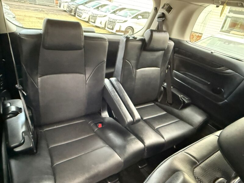 Used 2018 Toyota Vellfire Hybrid – Premium 7-Seater MPV – ULEZ Free – Manchester