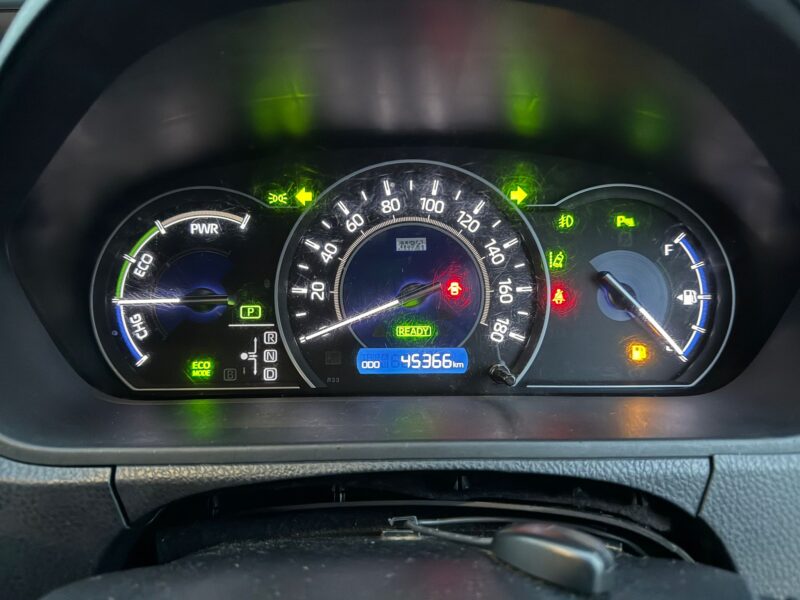 2021 Toyota Voxy Hybrid for Sale in Manchester – ULEZ Free | Low Mileage | 6-Month Warranty