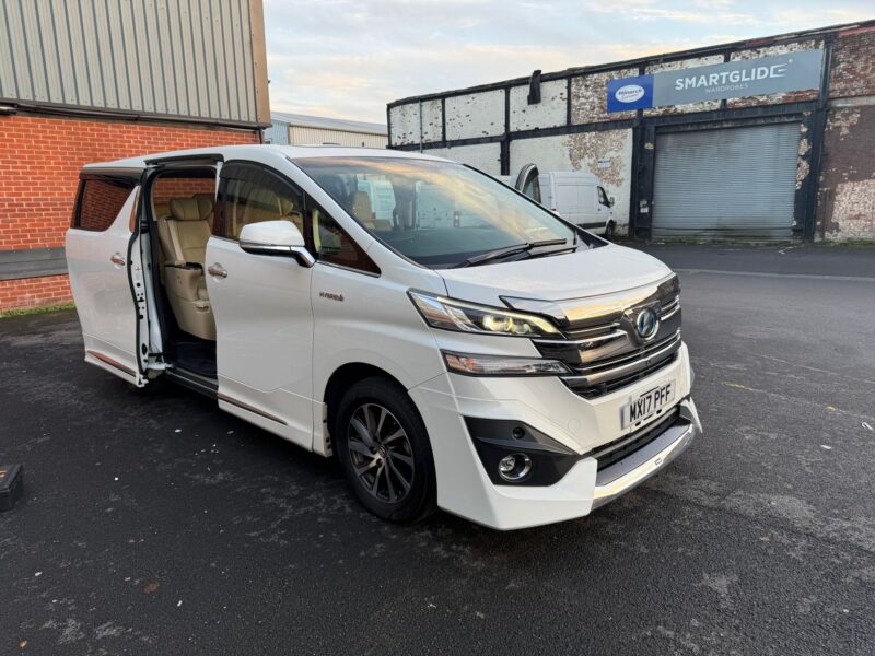 Toyota Vellfire 2017 2.5 hybrid Petrol – Executive Luxury MPV | Only 37,467 Miles