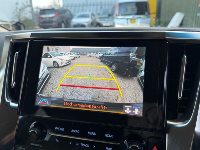 2020 Toyota Alphard 2.5 Hybrid – 8 Seater Luxury MPV – New Facelift – Low Mileage – Manchester UK