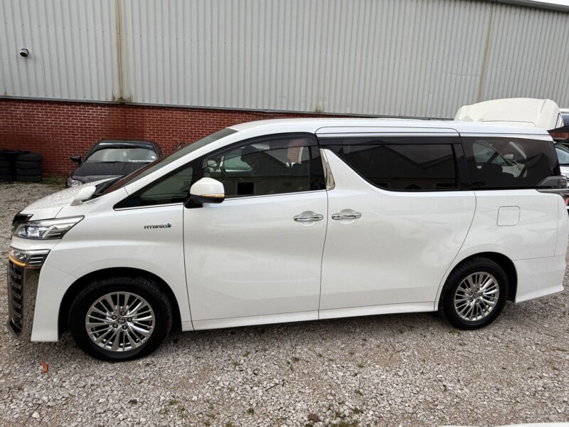 2020 Toyota Vellfire Hybrid 2.5 – Luxury 7-Seater MPV | ULEZ Free | Manchester