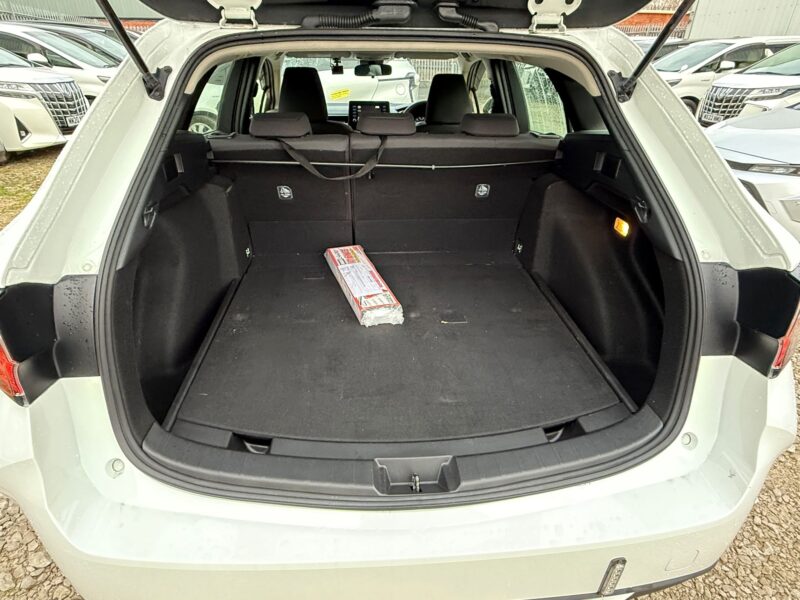 Toyota Corolla 1.8 Hybrid Automatic 2020 – ULEZ Free – Manchester