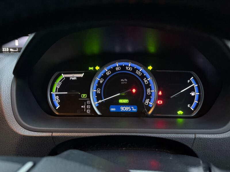 2015 Toyota Noah 1.8 Petrol Hybrid Automatic – Taxi Ready – Leather Interior | Manchester