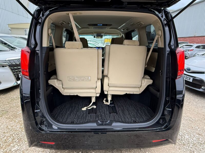 2019 Toyota Alphard Hybrid 2.5 Automatic for Sale in Manchester, UK