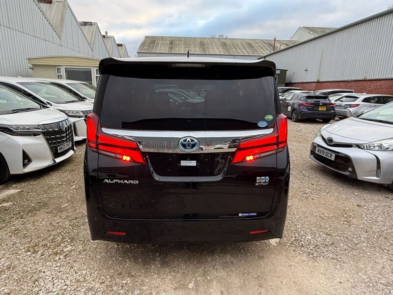 2019 Toyota Alphard Hybrid 2.5 Automatic for Sale in Manchester, UK