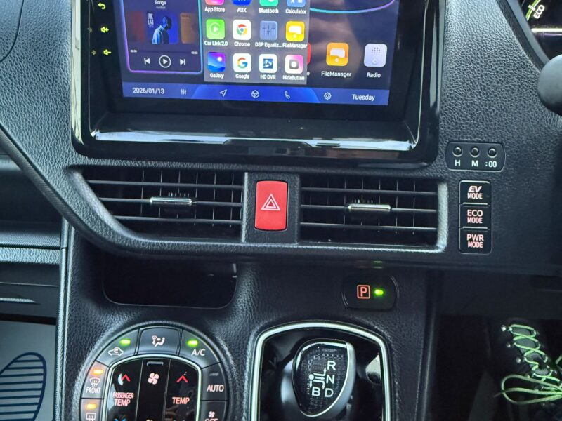 2022 Toyota Noah 1.8 Hybrid Automatic – ULEZ Free – Euro 6 | Manchester