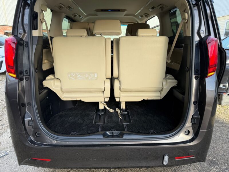 2022 Toyota Alphard Hybrid 2.5 Luxury Lounge – High Spec Automatic | Buy Luxury Cars in Manchester
