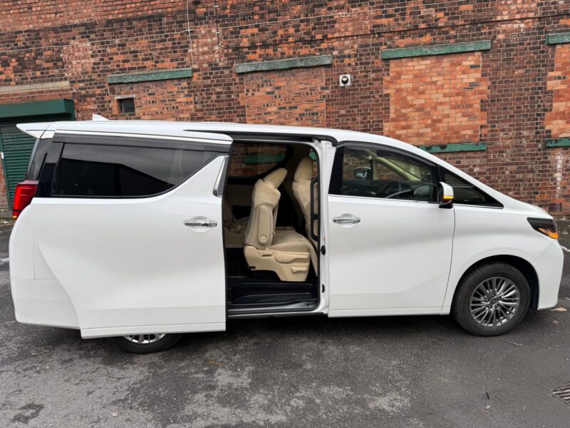 2022 Toyota Alphard Hybrid 2.5 Luxury Lounge – High Spec Automatic | Manchester, UK