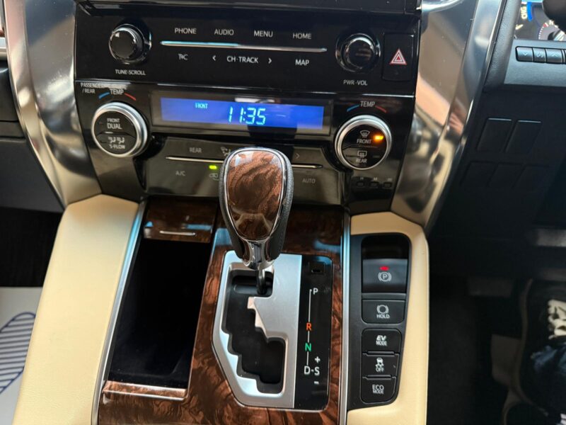 2022 Toyota Alphard Hybrid 2.5 Luxury Lounge – High Spec Automatic | Manchester, UK