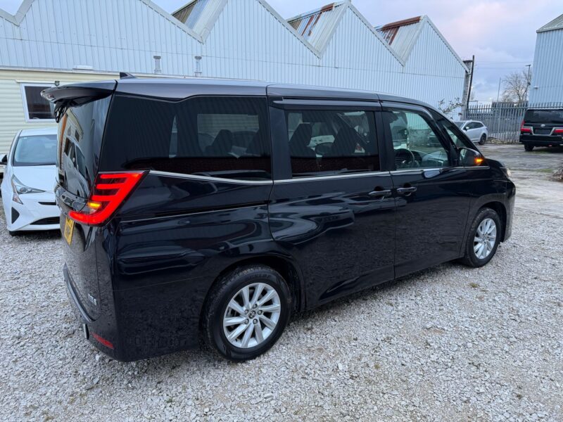 2023 Toyota Noah 1.8 Hybrid Automatic – ULEZ Free – 7-Seater – Manchester